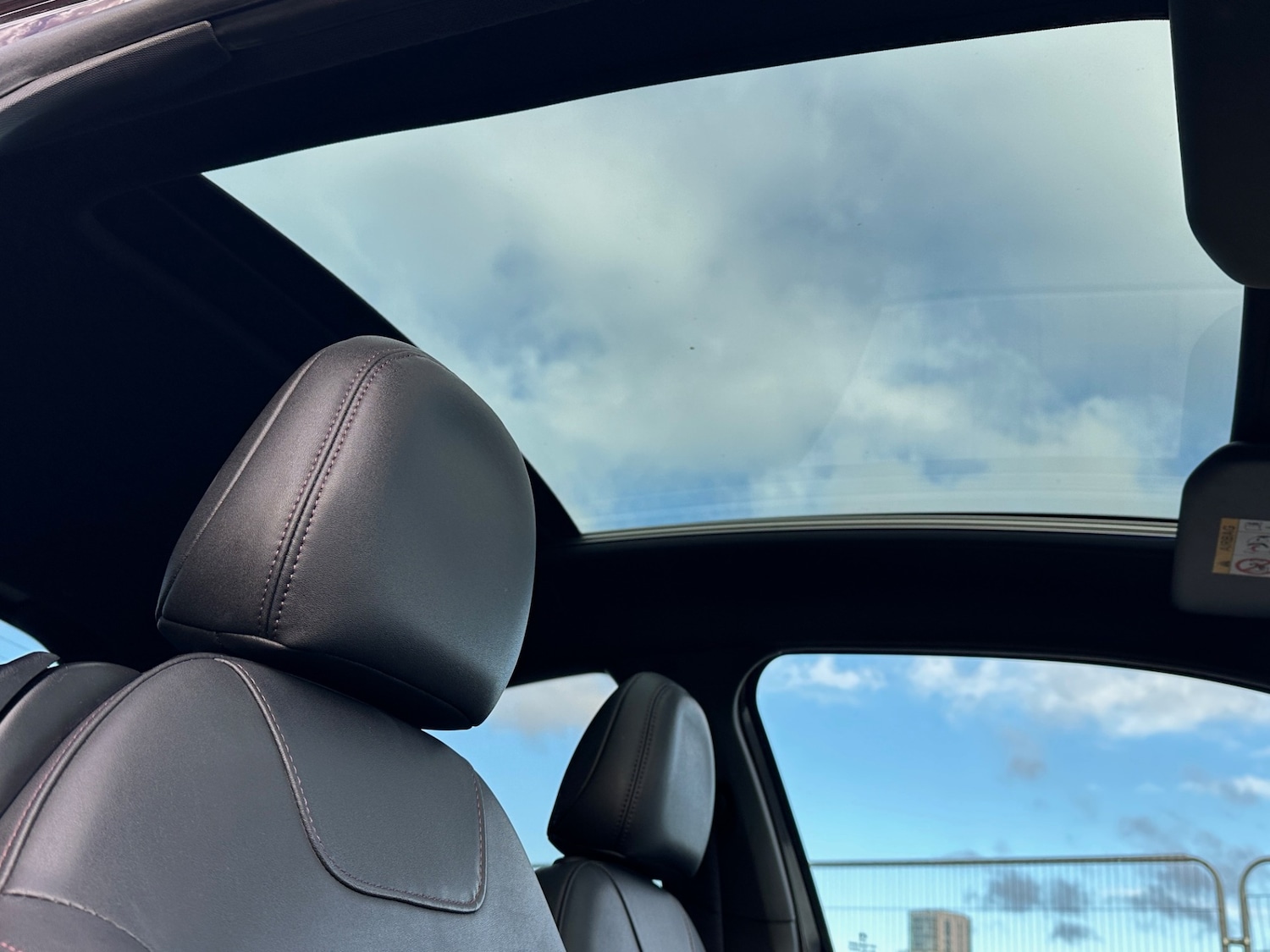 Used Peugeot 208 2015 for sale - 76644518: Photo 9