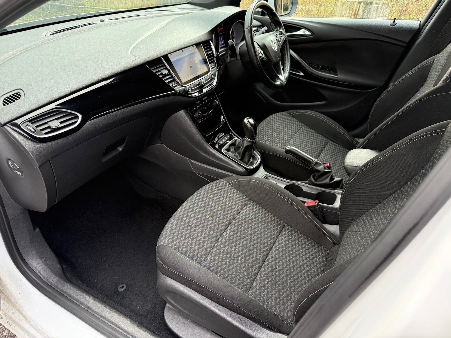 Used Vauxhall Astra 2017 for sale - 77531818: Photo 10