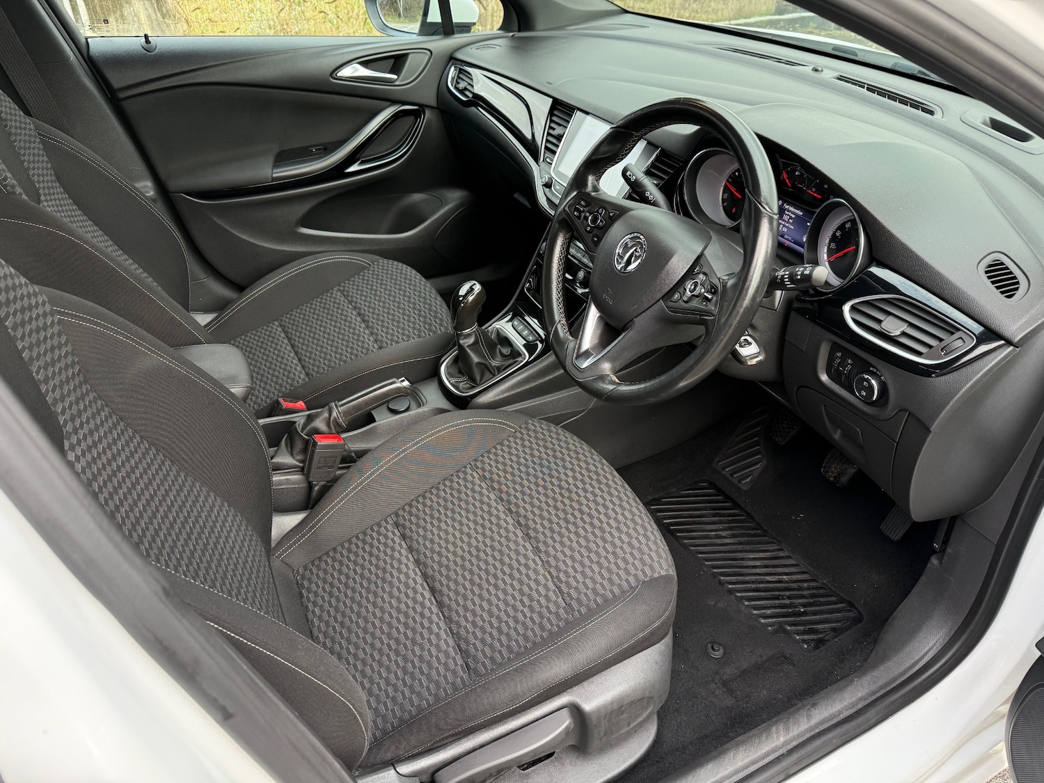 Used Vauxhall Astra 2017 for sale - 77531818: Photo 12