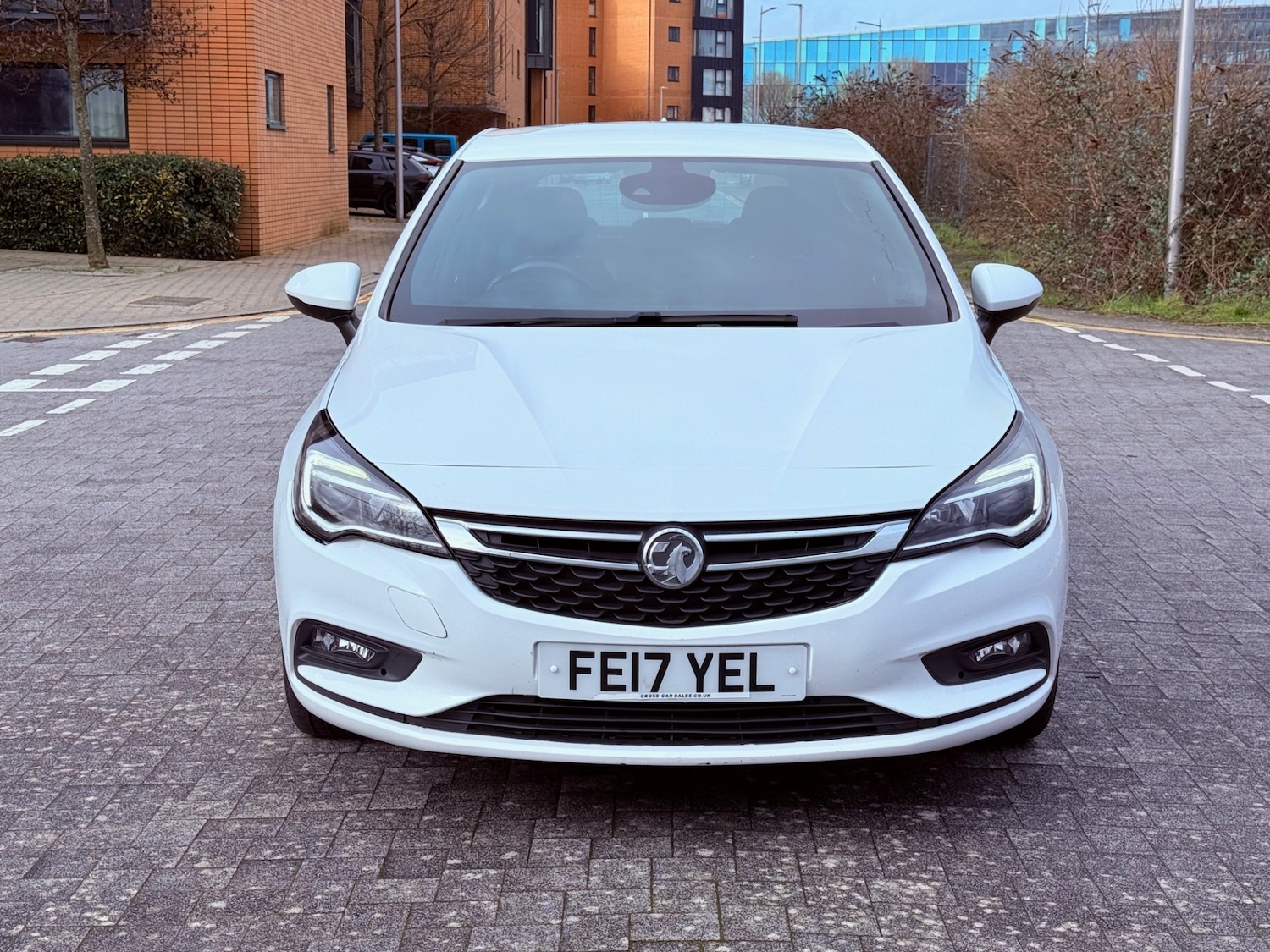 Used Vauxhall Astra 2017 for sale - 77531818: Photo 2