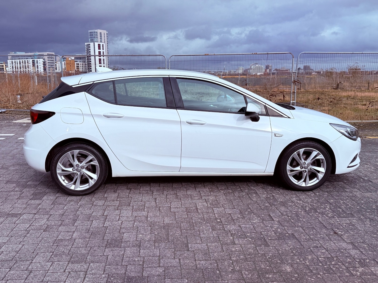 Used Vauxhall Astra 2017 for sale - 77531818: Photo 8