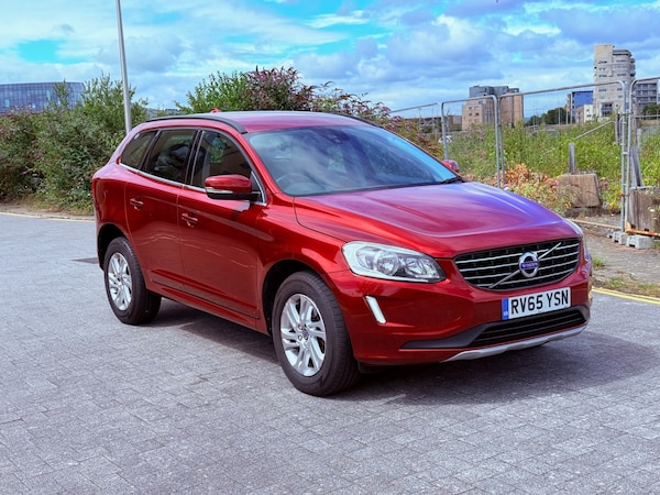 Used Volvo XC60 2015 for sale - 75615738: Photo 1