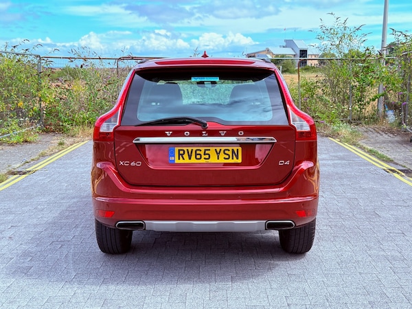 Used Volvo XC60 2015 for sale - 75615738: Photo 6