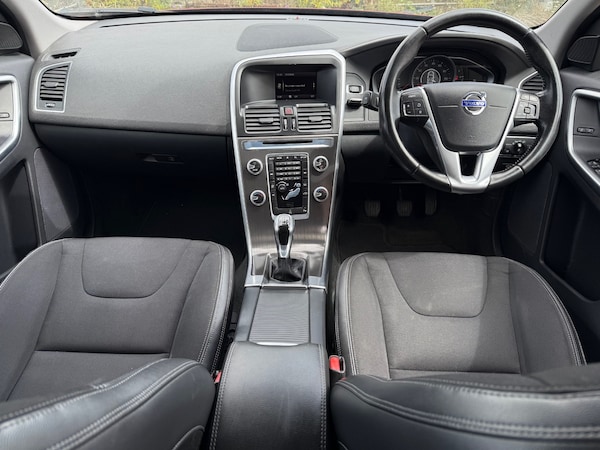 Used Volvo XC60 2015 for sale - 75615738: Photo 9