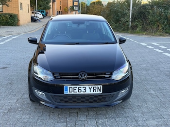 Used Volkswagen Polo 2013 for sale - 76224216: Photo 2
