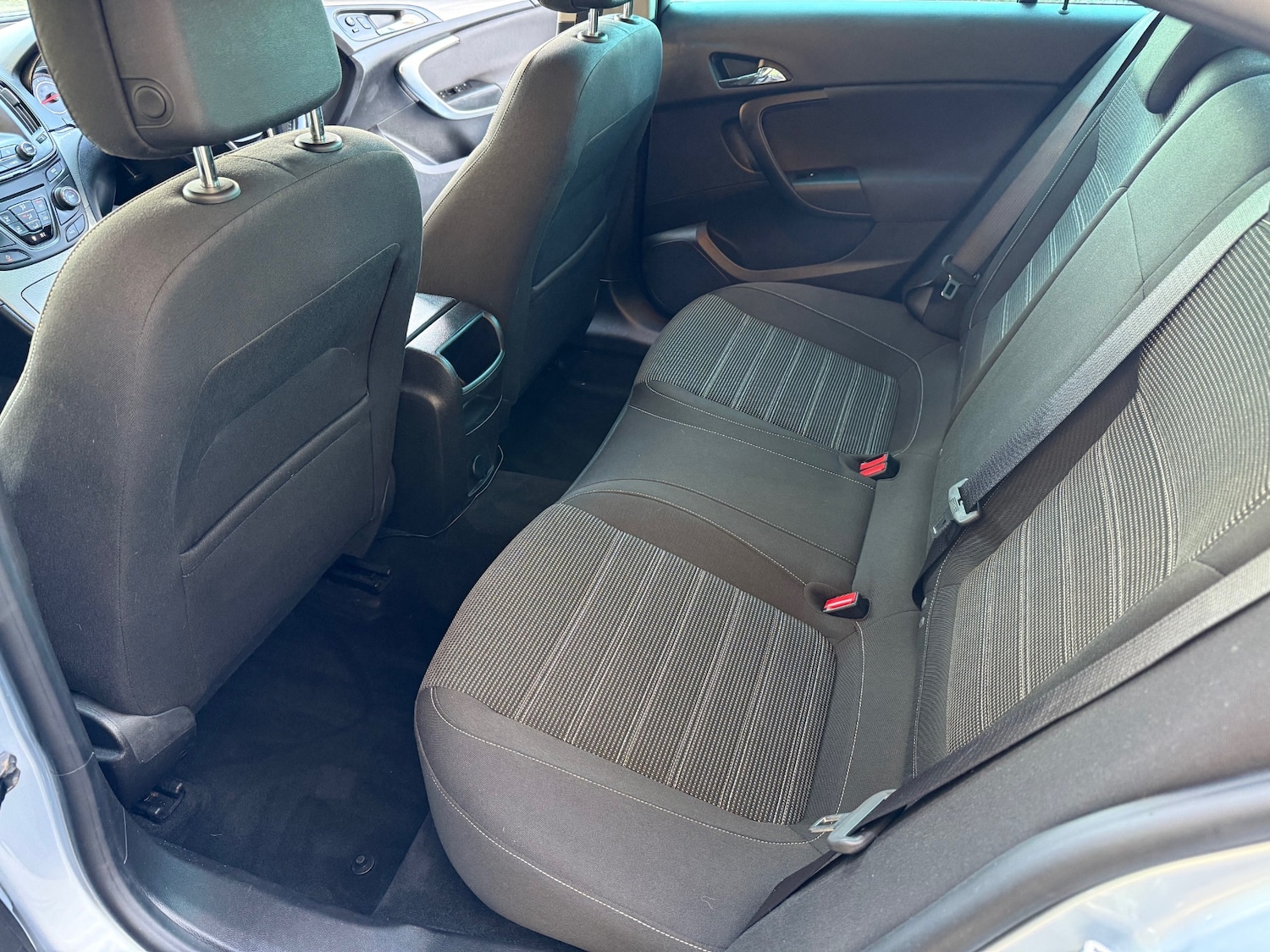 Used Vauxhall Insignia 2015 for sale - 76911320: Photo 18