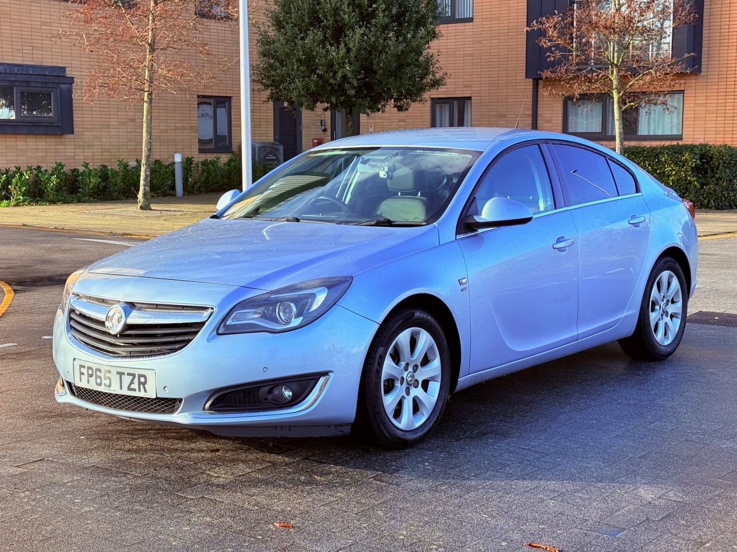 Used Vauxhall Insignia 2015 for sale - 76911320: Photo 3
