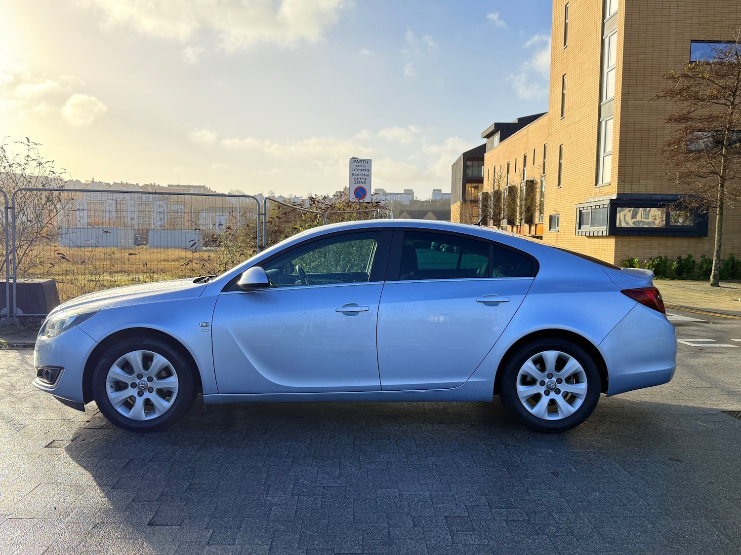 Used Vauxhall Insignia 2015 for sale - 76911320: Photo 4