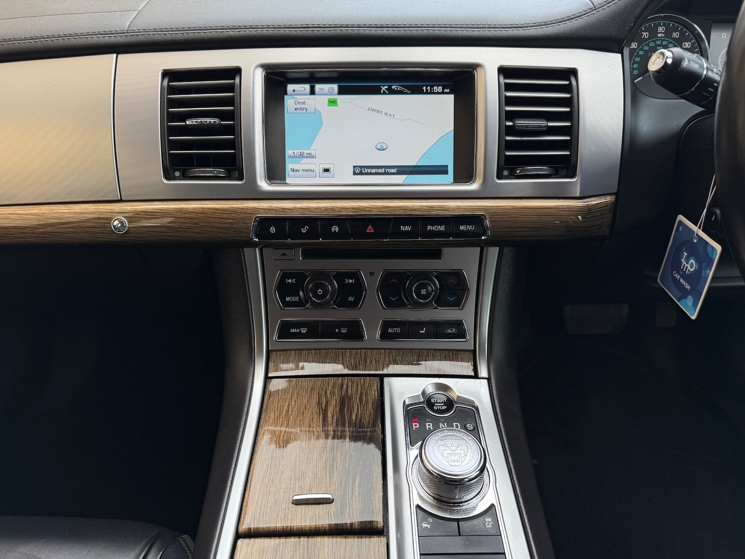 Used Jaguar XF 2011 for sale - 77173296: Photo 12