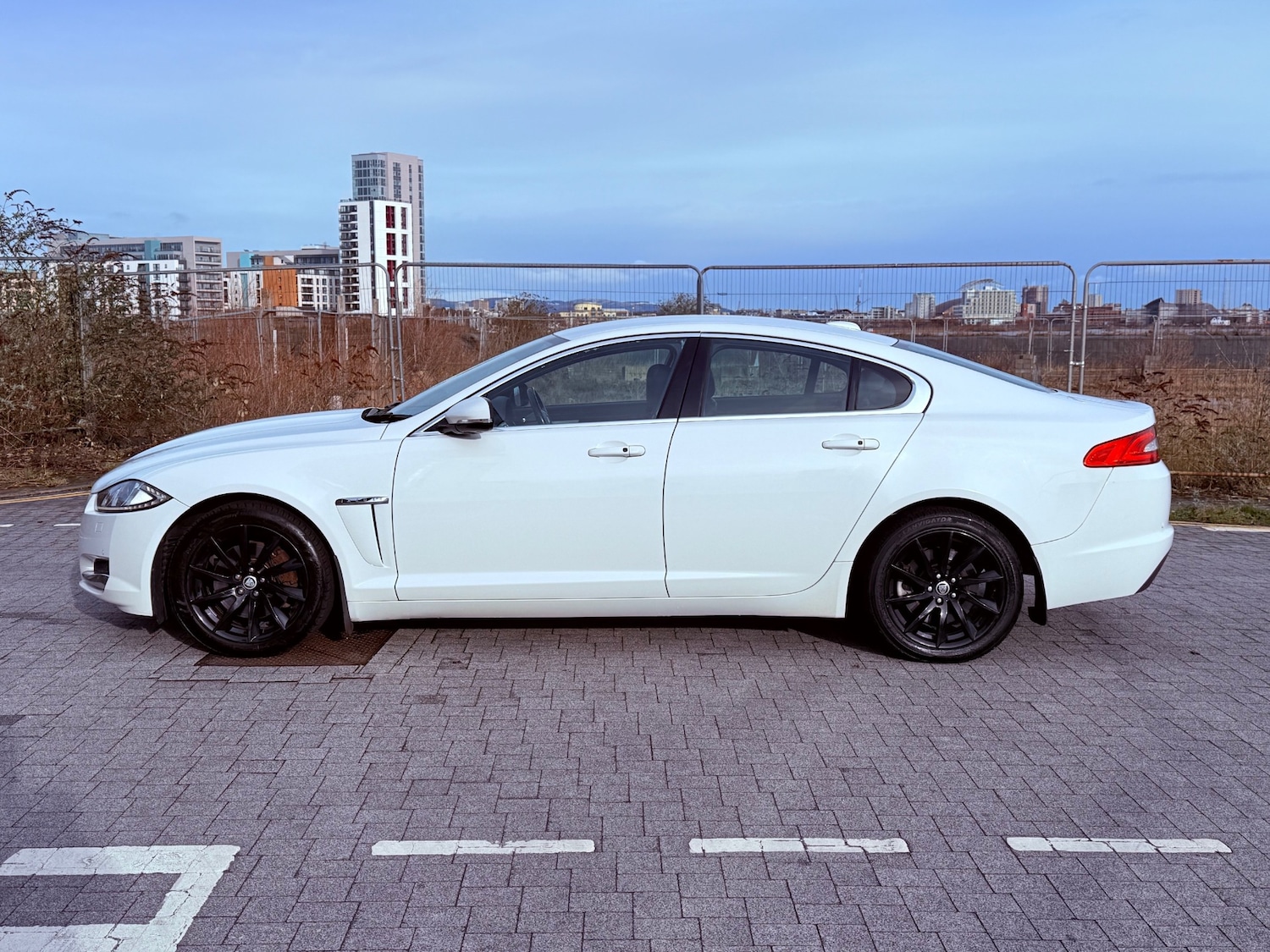 Used Jaguar XF 2011 for sale - 77173296: Photo 4