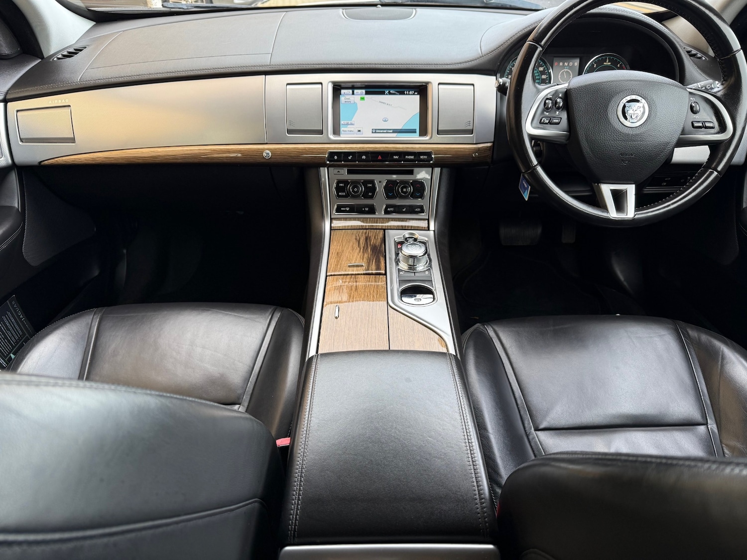 Used Jaguar XF 2011 for sale - 77173296: Photo 8