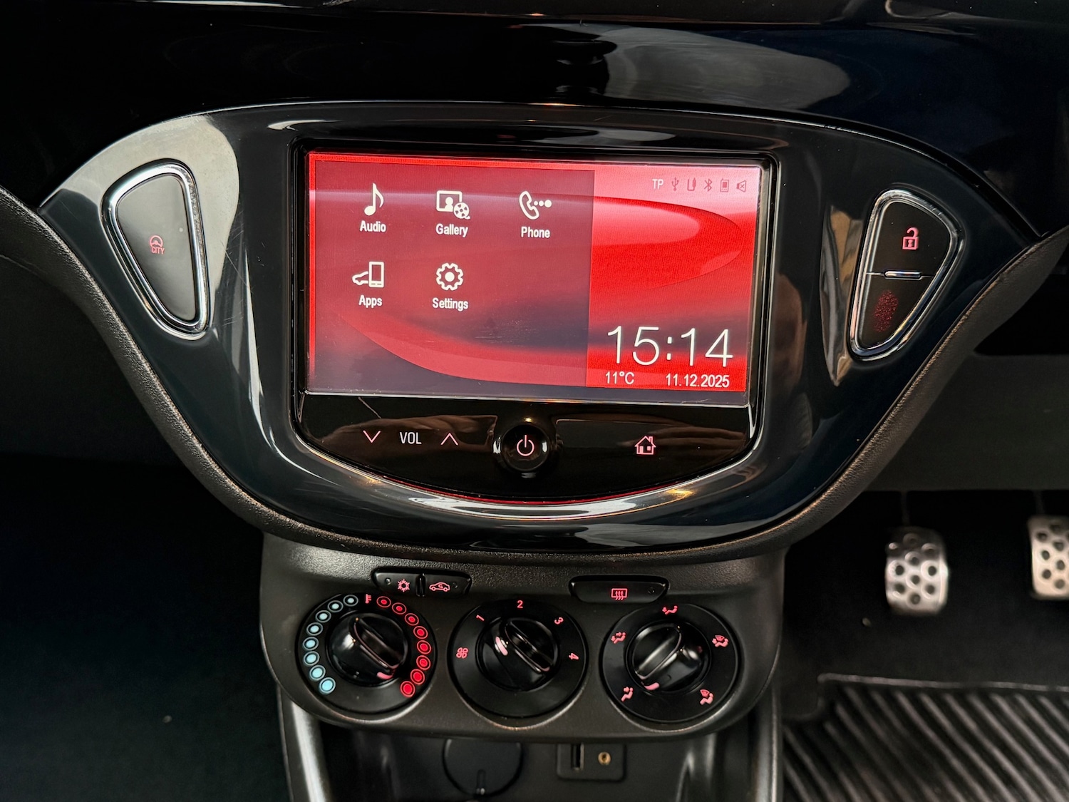 Used Vauxhall Corsa 2015 for sale - 76911308: Photo 16