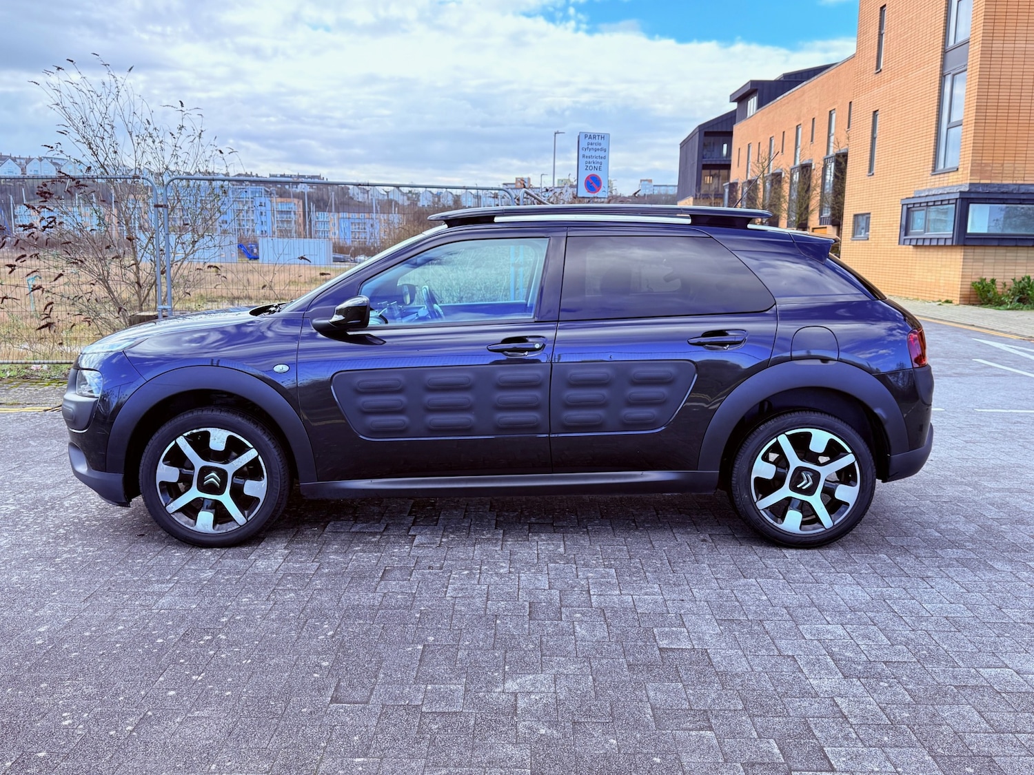 Used Citroen C4 Cactus 2016 for sale - 77437732: Photo 4