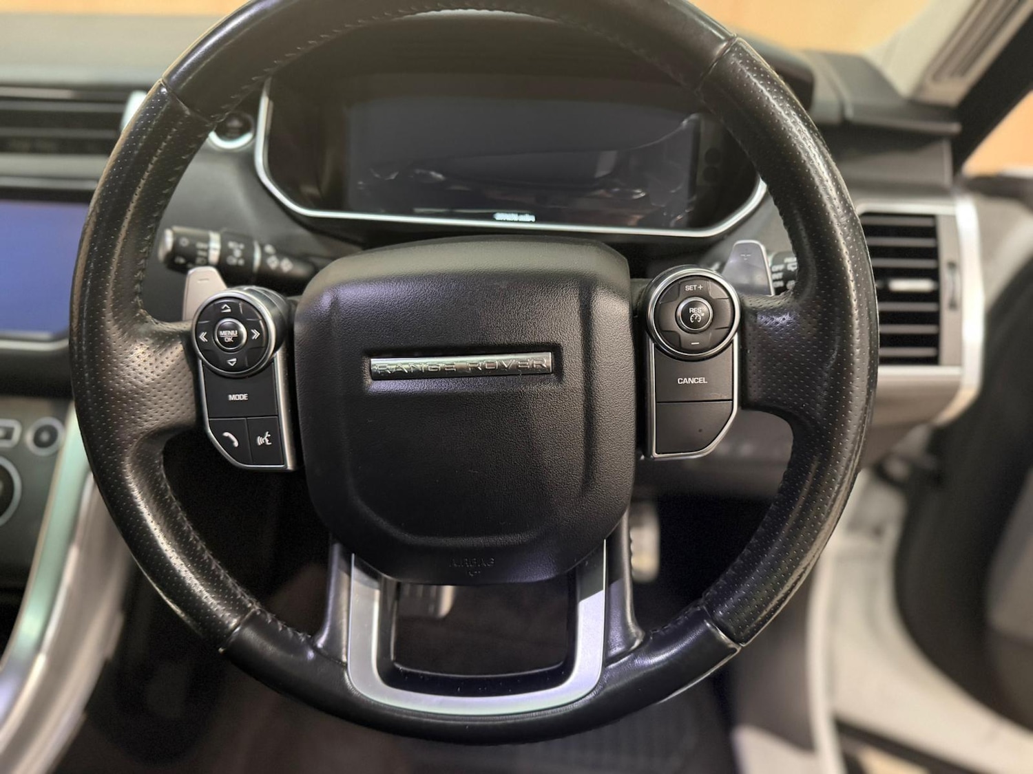 Used Land Rover Range Rover Sport 2017 for sale - 77040973: Photo 37