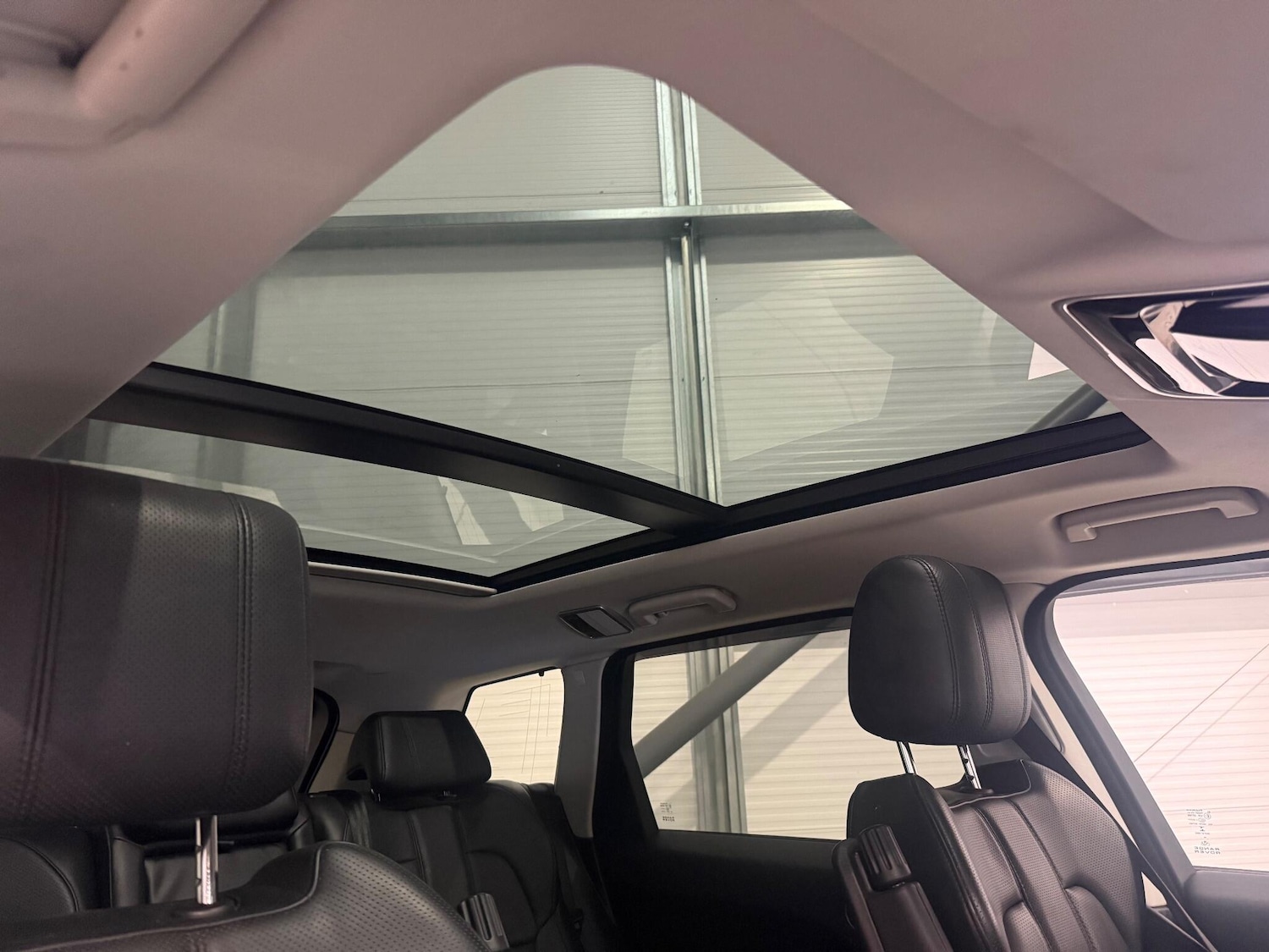 Used Land Rover Range Rover Sport 2017 for sale - 77040973: Photo 41