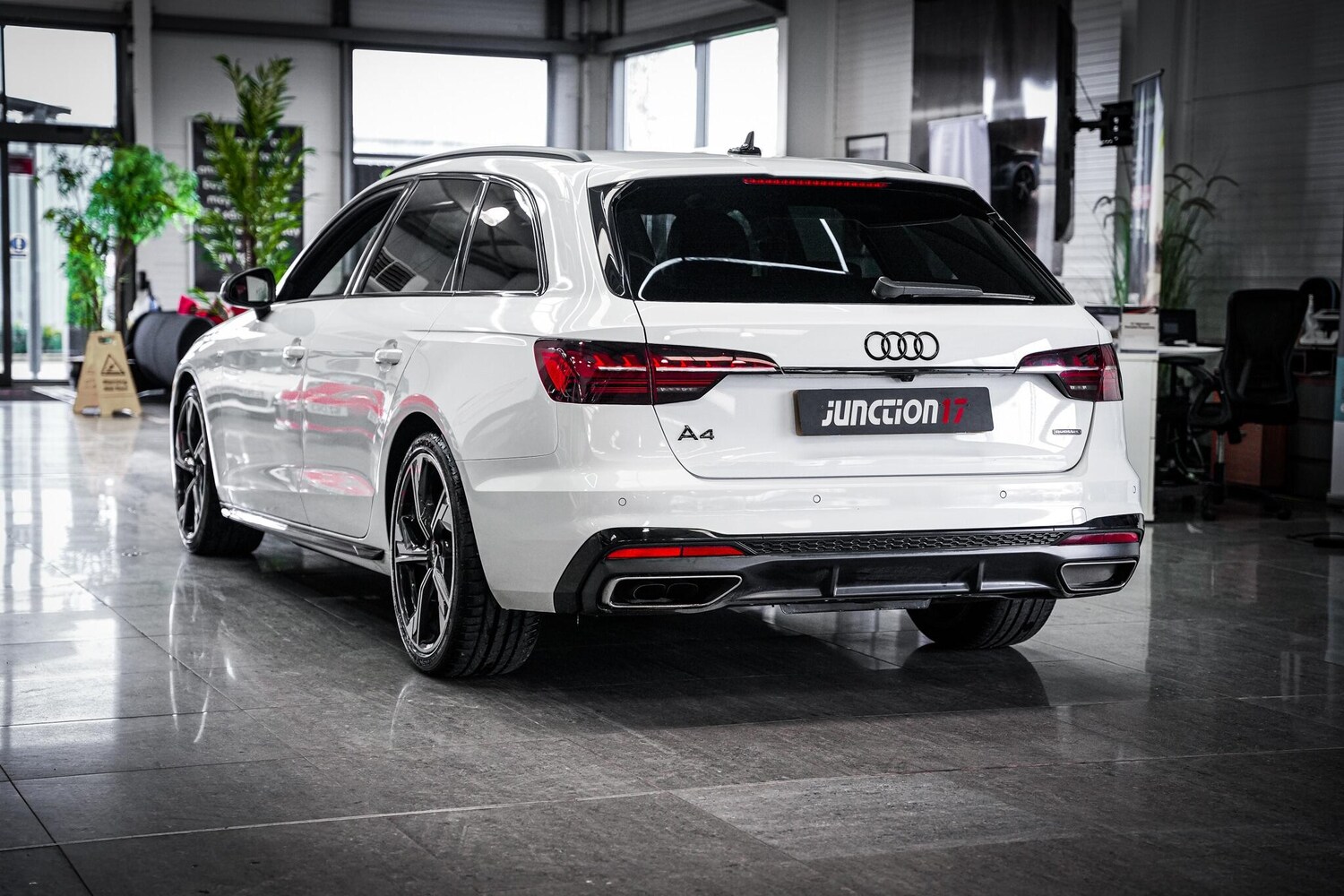 Used Audi A4 Avant for sale - 77550408: Photo 14