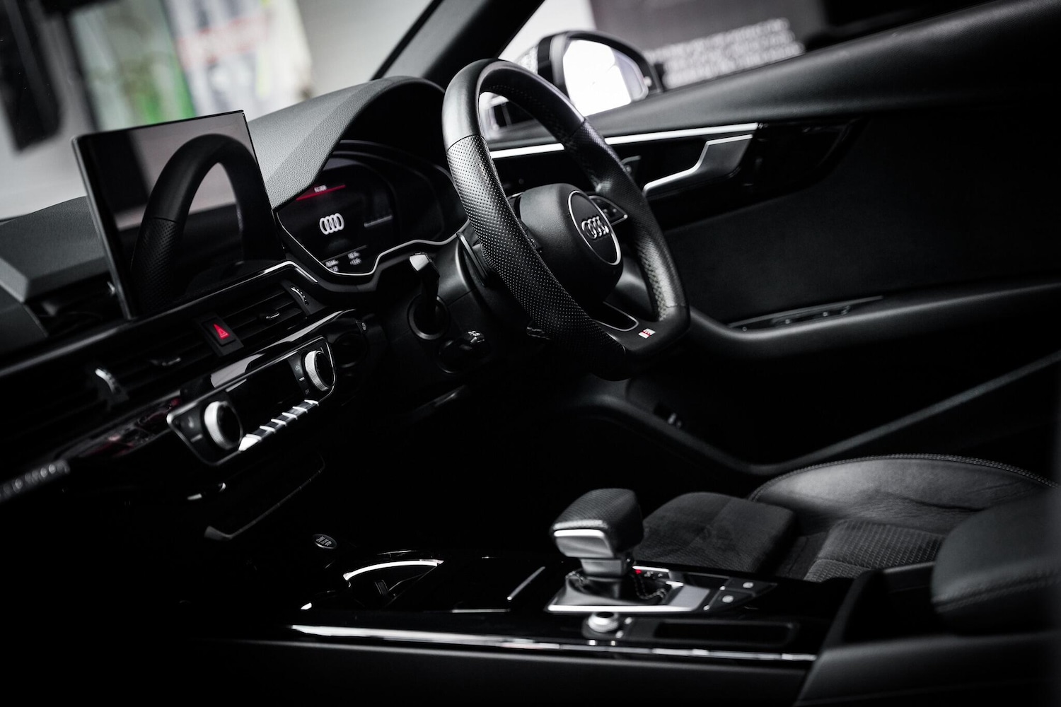 Used Audi A4 Avant for sale - 77550408: Photo 4