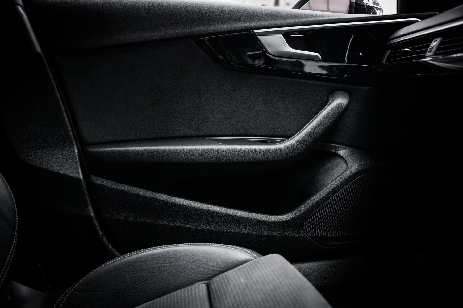 Used Audi A4 Avant for sale - 77550408: Photo 47