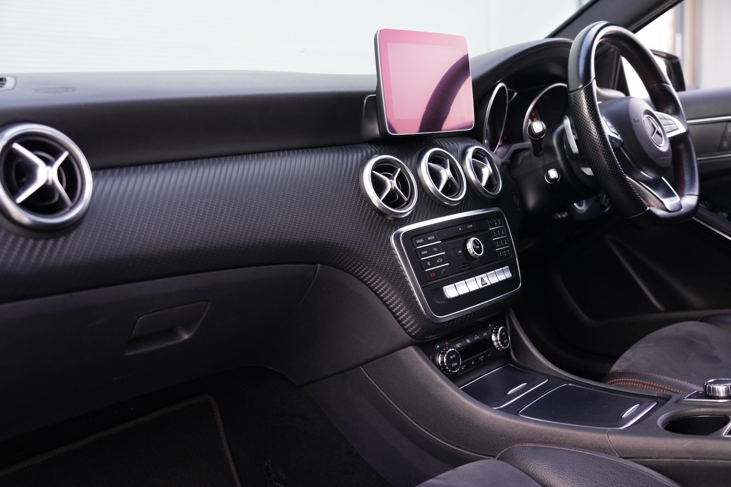 Used Mercedes-Benz A-Class 2017 for sale - 77314889: Photo 14