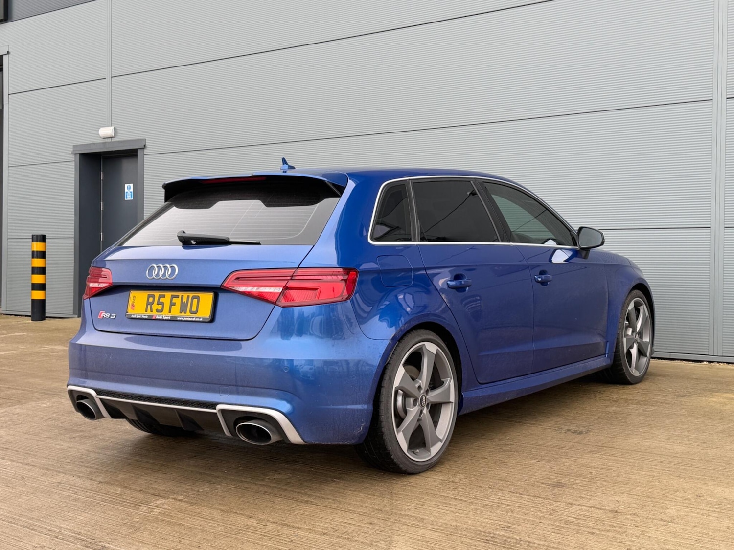 Used Audi RS3 2016 for sale - 77511357: Photo 9