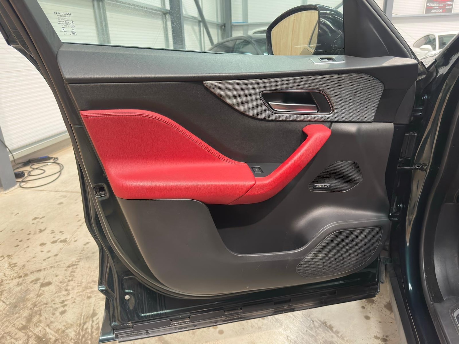 Used Jaguar F-Pace 2017 for sale - 76657591: Photo 18