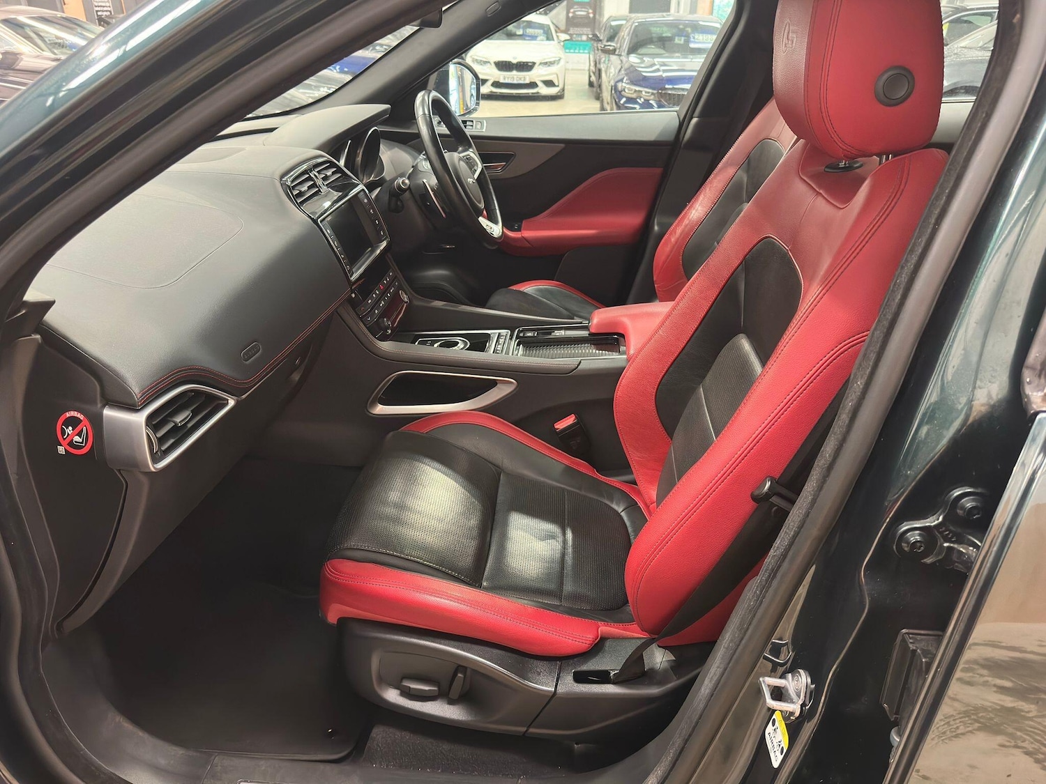 Used Jaguar F-Pace 2017 for sale - 76657591: Photo 20