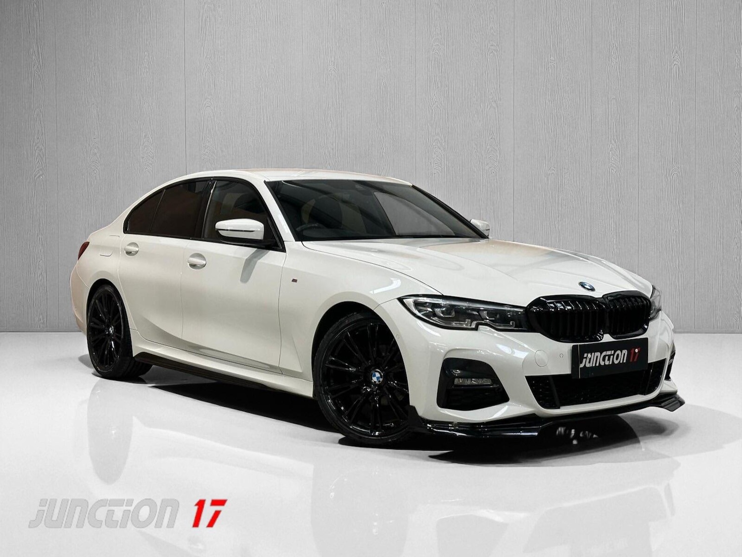 Used BMW 3 Series 2019 for sale - 76659021: Photo 1