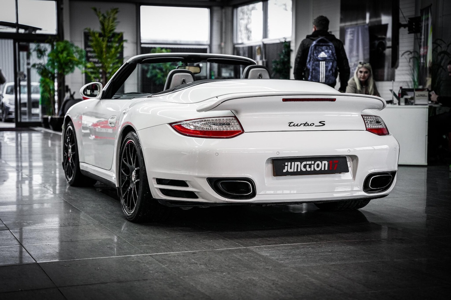 Used Porsche 911 2011 for sale - 77216212: Photo 14