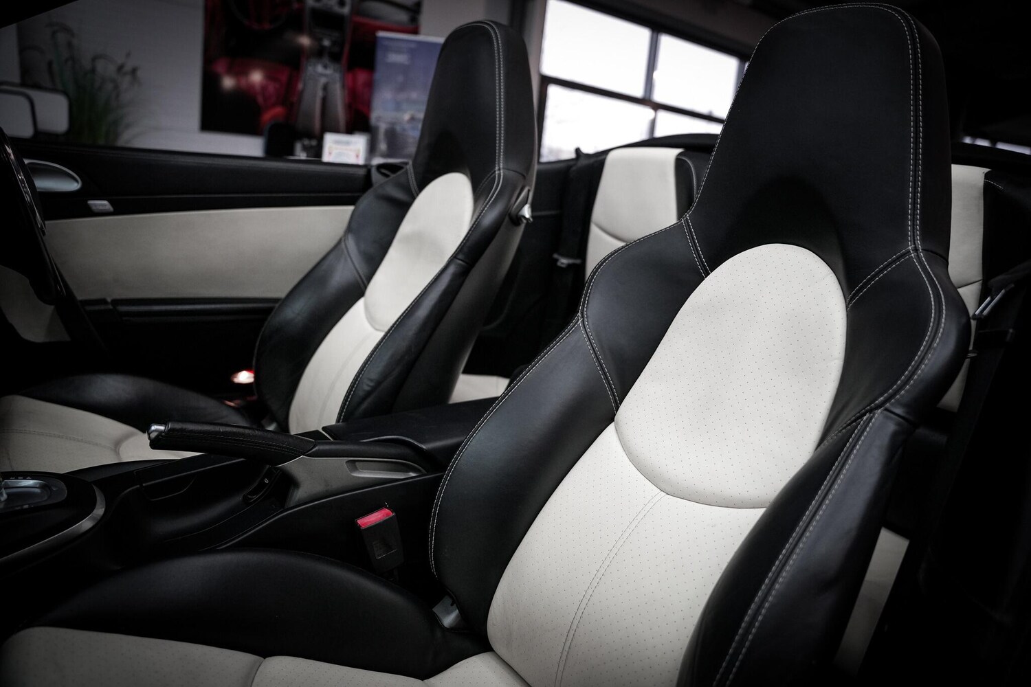 Used Porsche 911 2011 for sale - 77216212: Photo 24