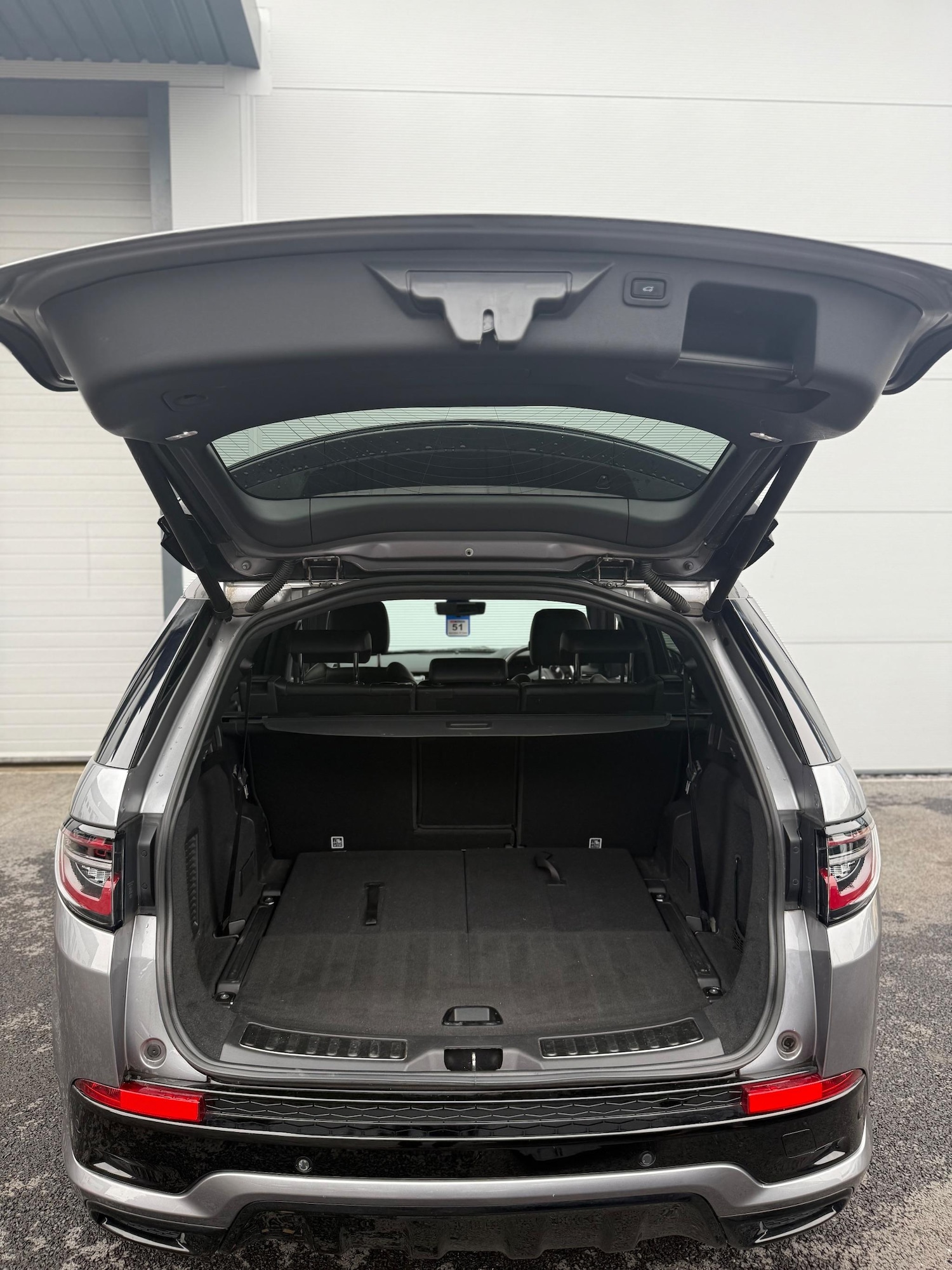 Used Land Rover Discovery Sport 2019 for sale - 76657637: Photo 11