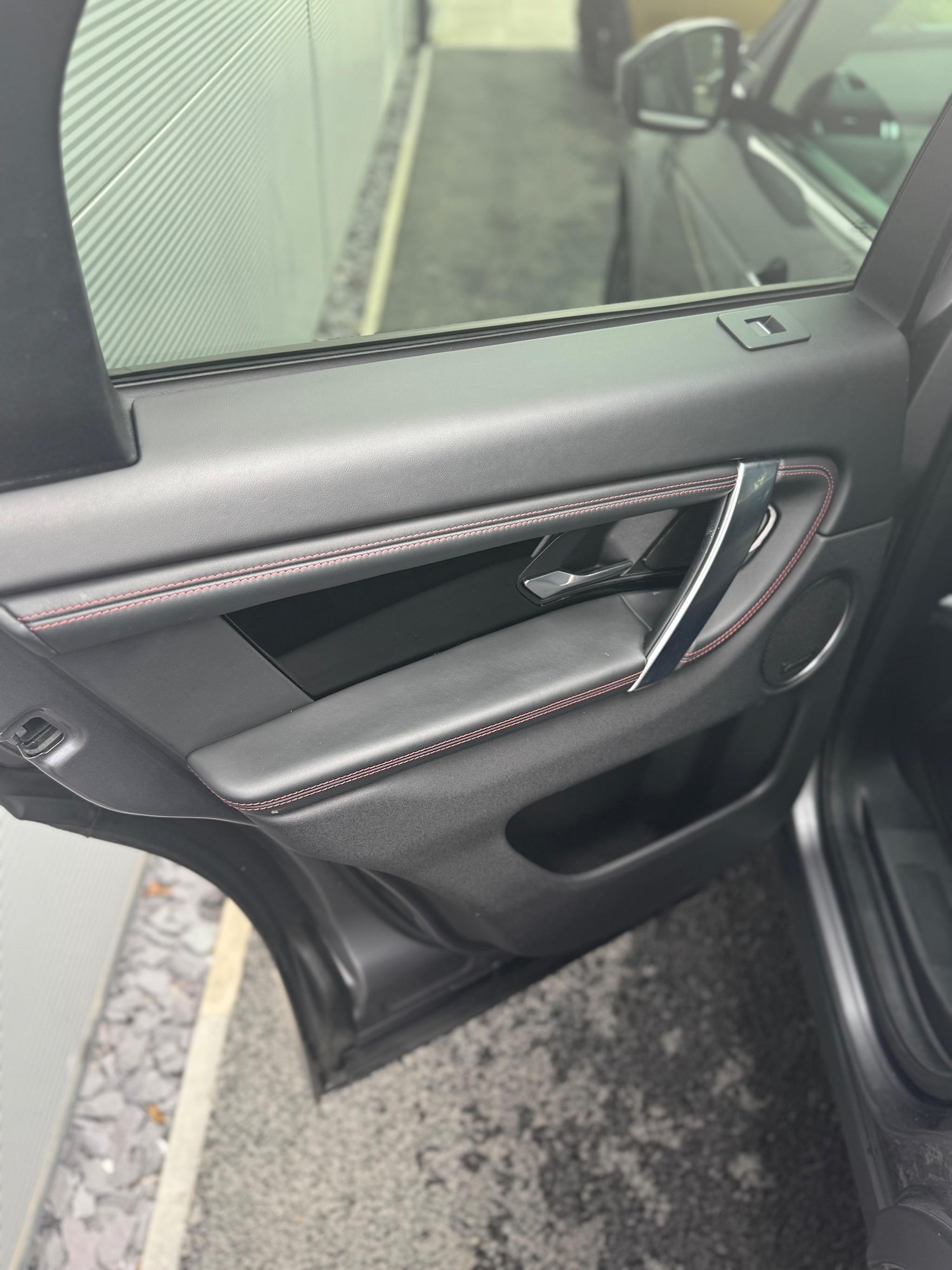 Used Land Rover Discovery Sport 2019 for sale - 76657637: Photo 32