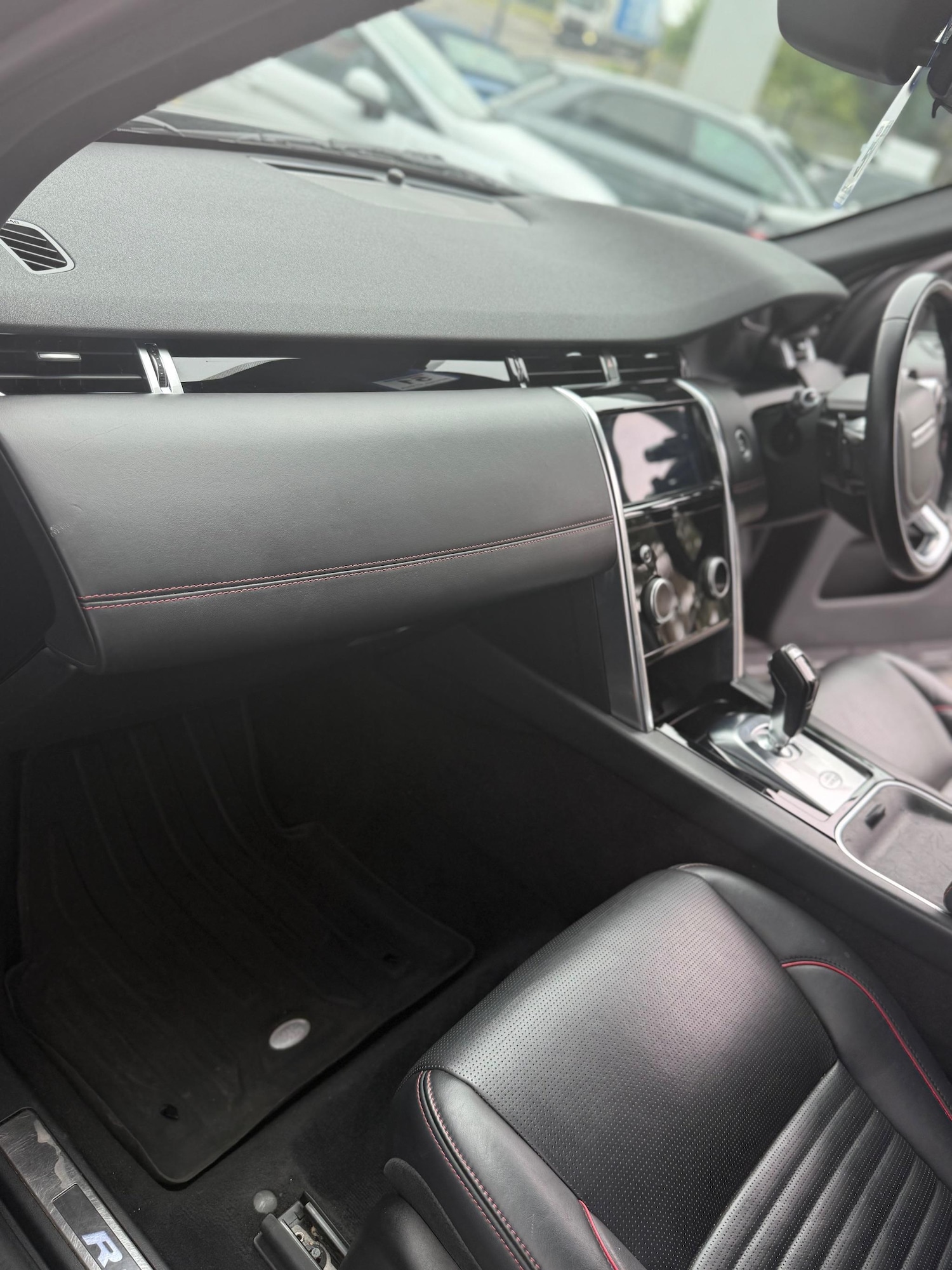 Used Land Rover Discovery Sport 2019 for sale - 76657637: Photo 36