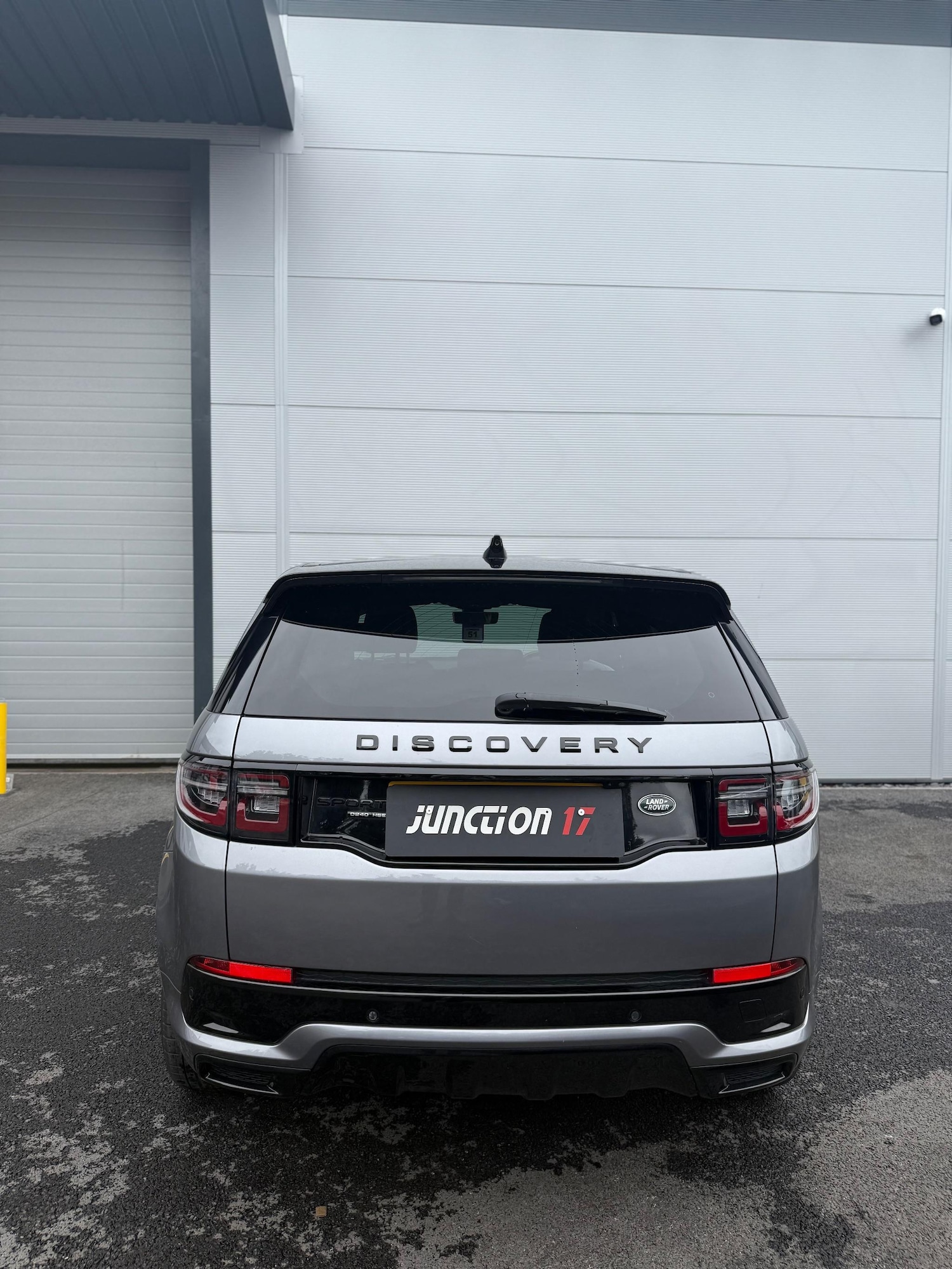 Used Land Rover Discovery Sport 2019 for sale - 76657637: Photo 4