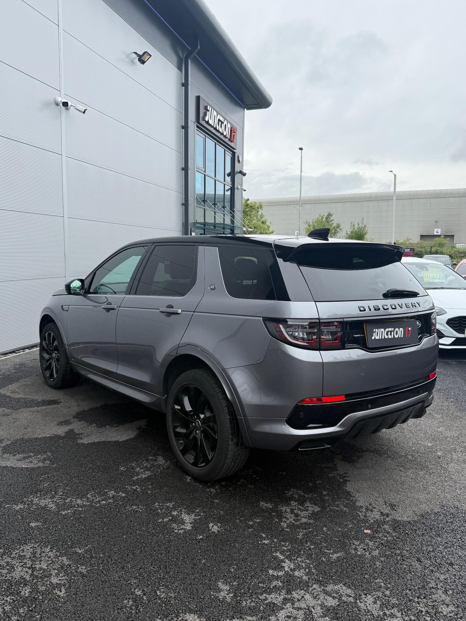 Used Land Rover Discovery Sport 2019 for sale - 76657637: Photo 9