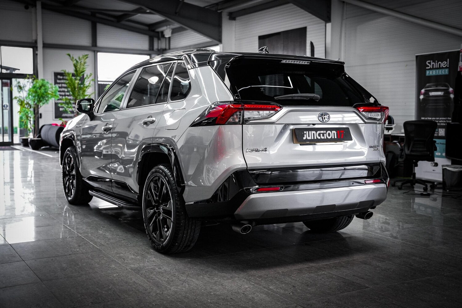 Used Toyota RAV4 2021 for sale - 77612523: Photo 14