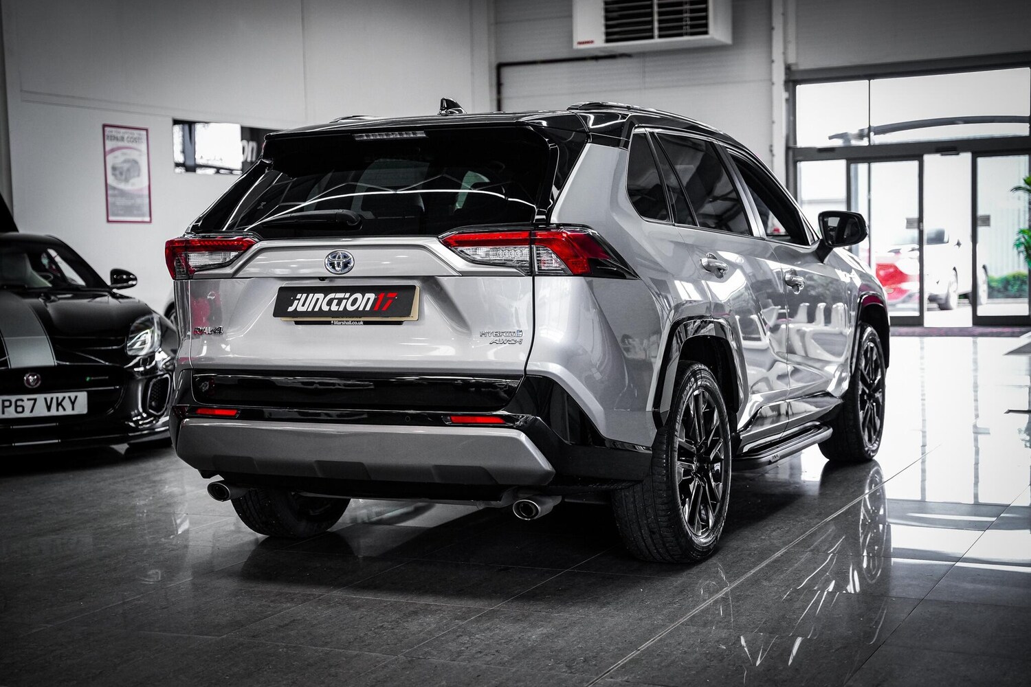 Used Toyota RAV4 2021 for sale - 77612523: Photo 16