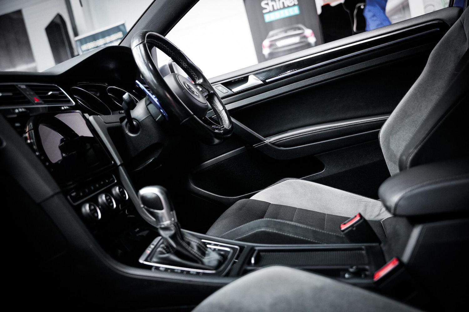 Used Volkswagen Golf 2017 for sale - 78170273: Photo 4