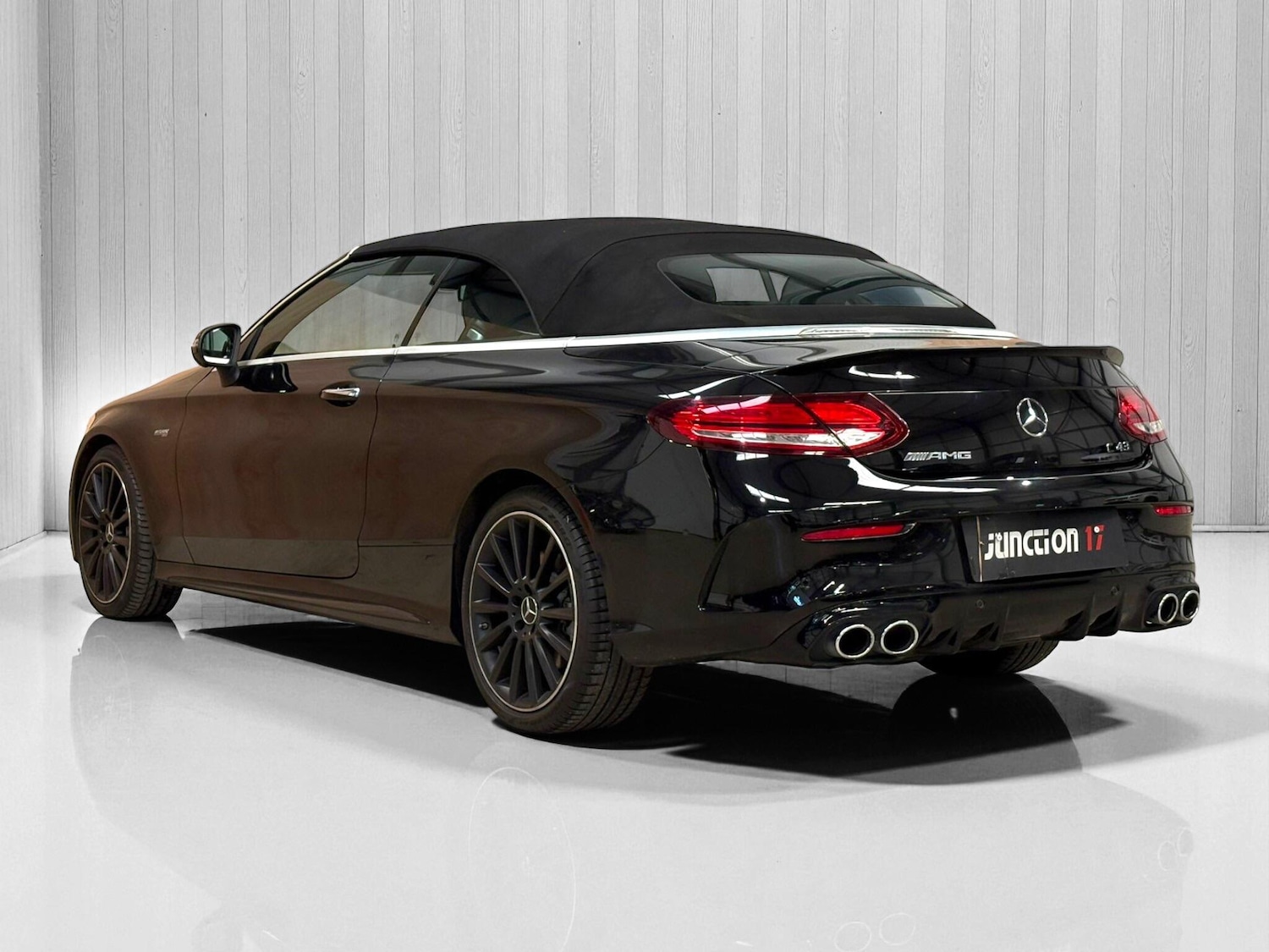 Used Mercedes-Benz C Class 2020 for sale - 76657652: Photo 5