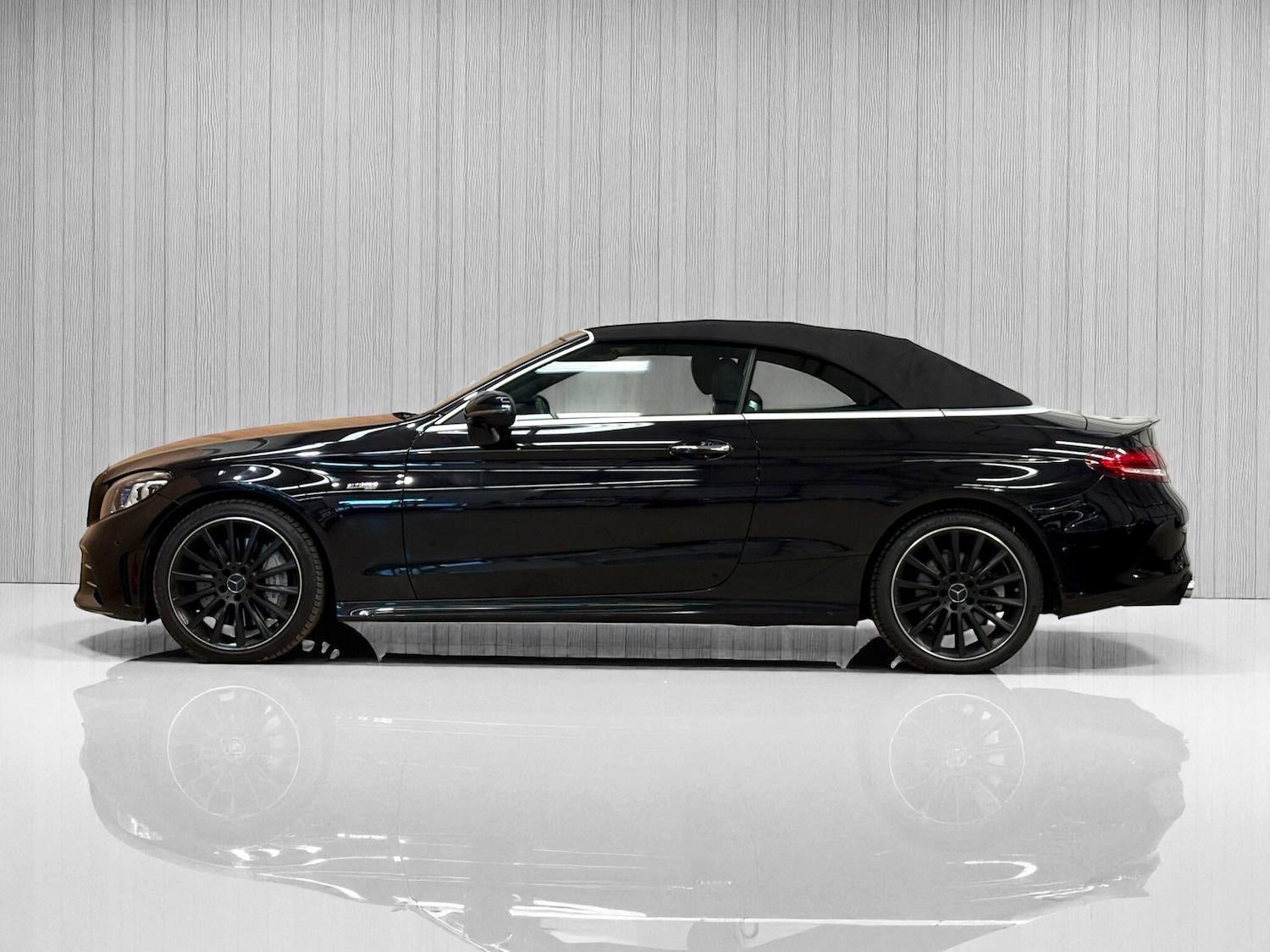 Used Mercedes-Benz C Class 2020 for sale - 76657652: Photo 8