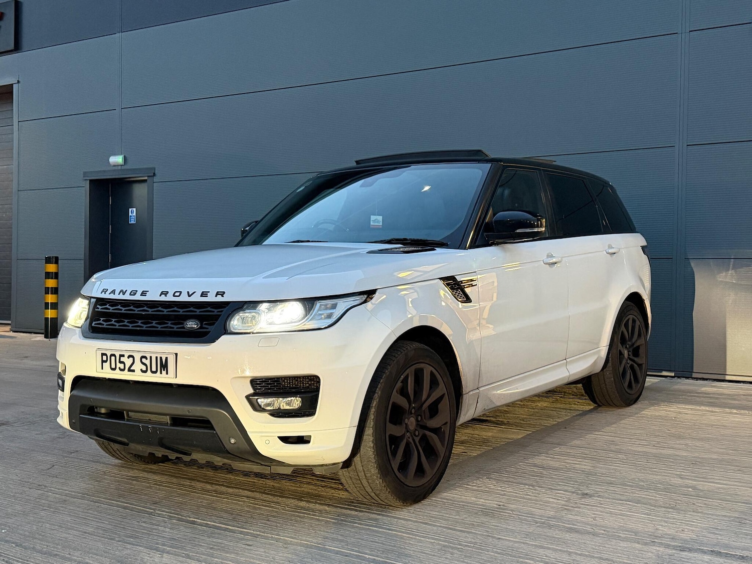 Used Land Rover Range Rover Sport for sale - 76658533: Photo 8