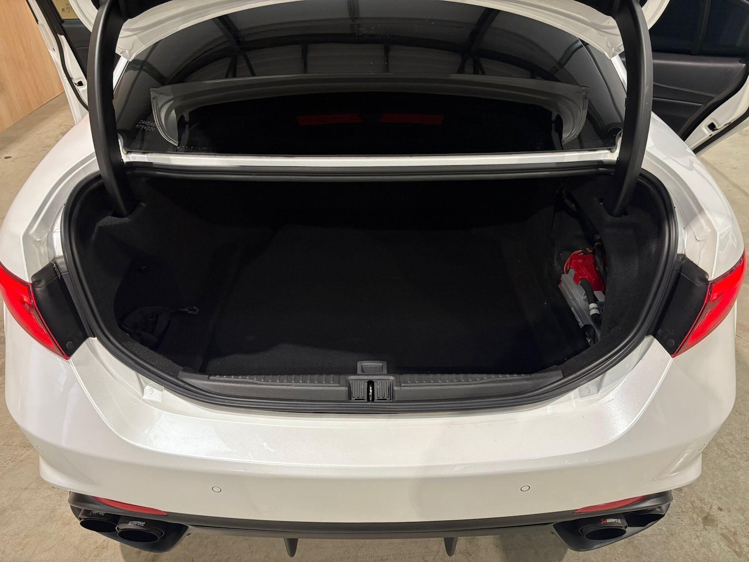 Used Alfa Romeo Giulia 2017 for sale - 76658884: Photo 31