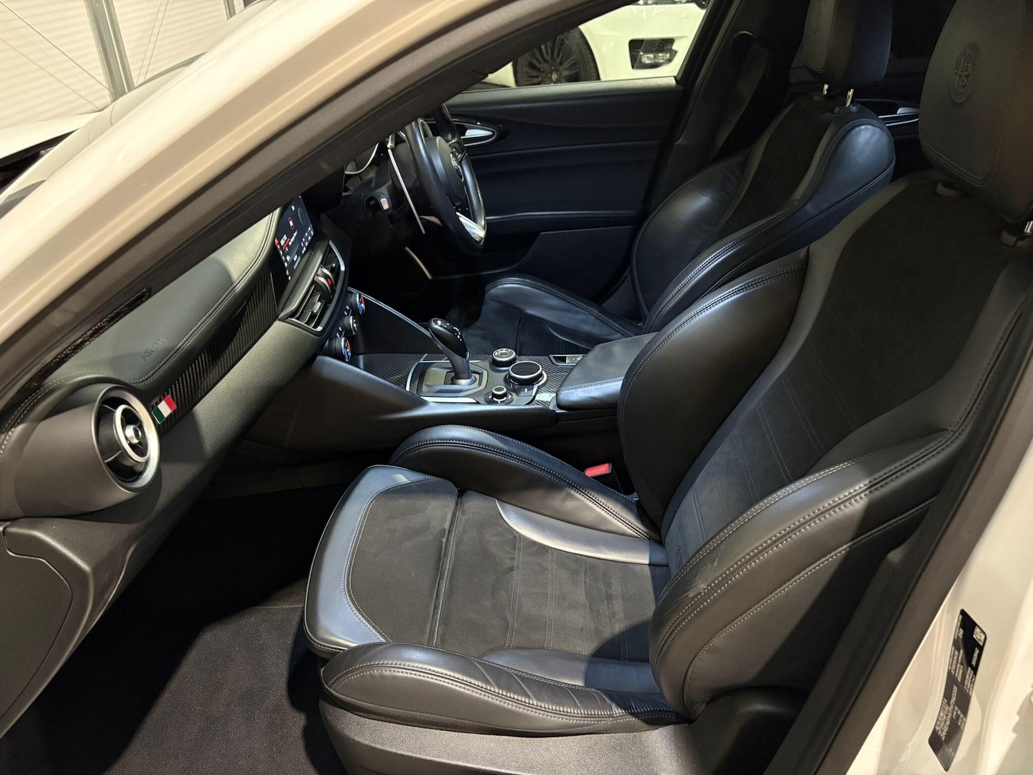 Used Alfa Romeo Giulia 2017 for sale - 76658884: Photo 33