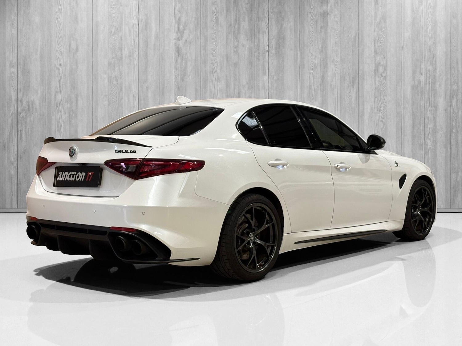 Used Alfa Romeo Giulia 2017 for sale - 76658884: Photo 9