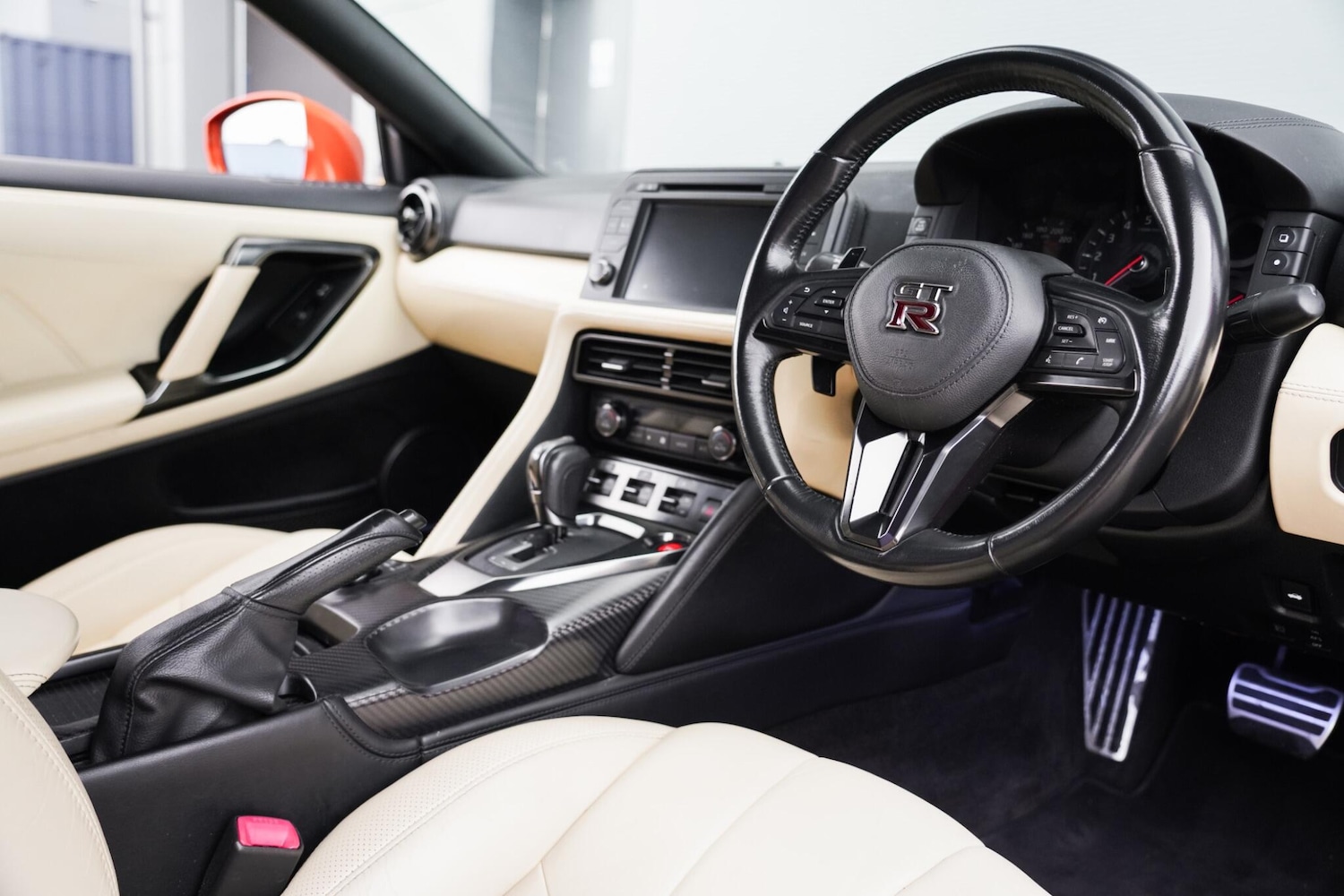 Used Nissan GT-R for sale - 78185712: Photo 2