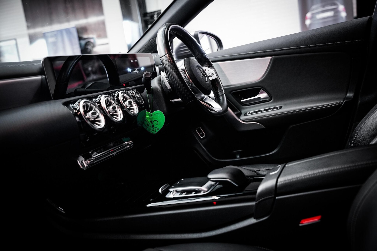 Used Mercedes-Benz CLA 2019 for sale - 77376952: Photo 3