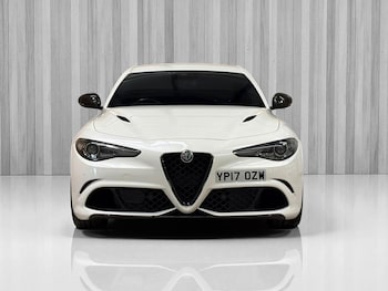 Used Alfa Romeo Giulia 2017 for sale - 77484633: Photo