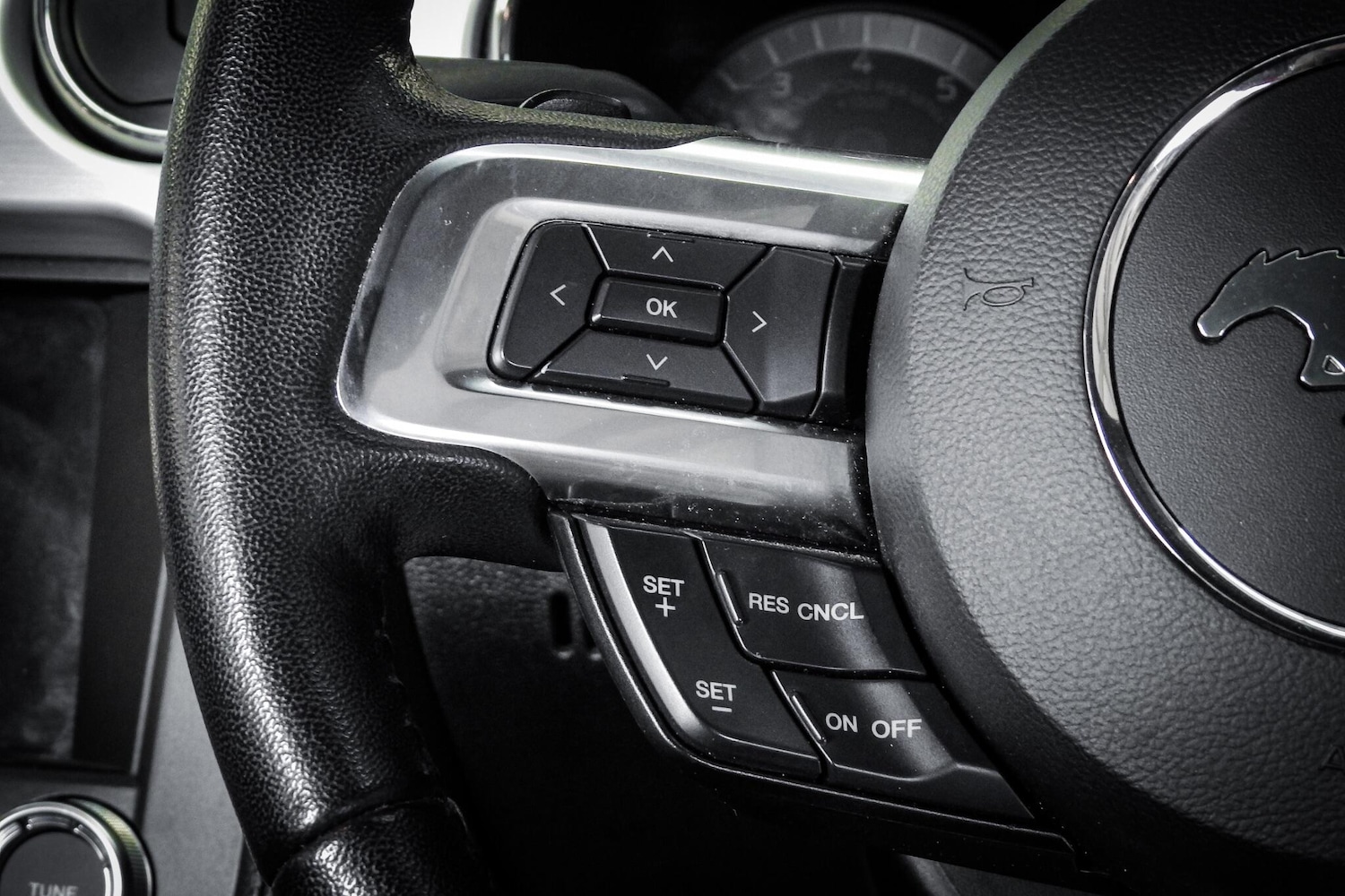 Used Ford Mustang 2018 for sale - 76658272: Photo 26