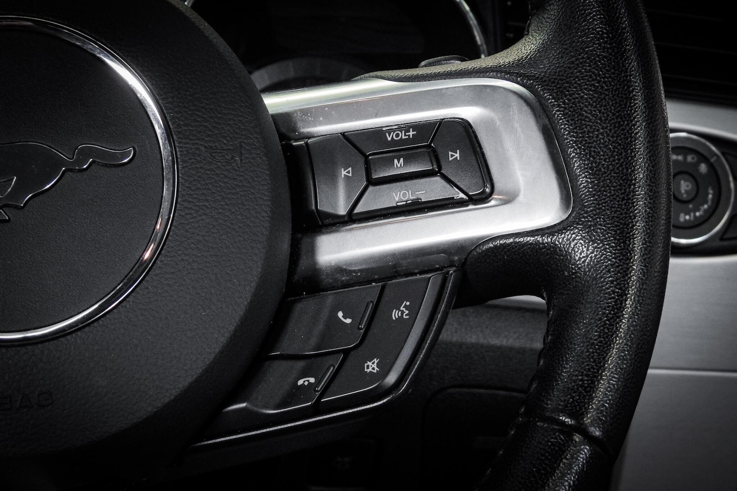 Used Ford Mustang 2018 for sale - 76658272: Photo 27