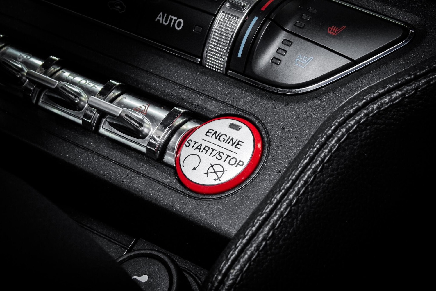 Used Ford Mustang 2018 for sale - 76658272: Photo 28