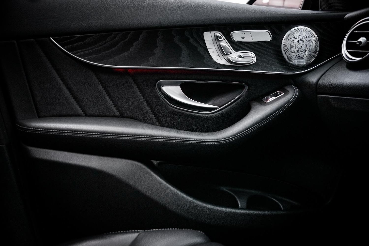 Used Mercedes-Benz GLC 2018 for sale - 77156003: Photo 44